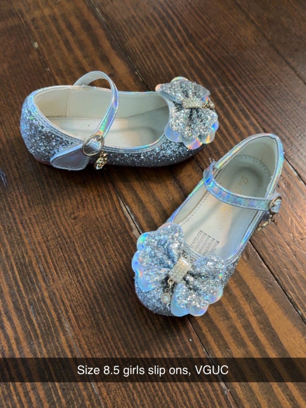 Girls Silver Glitter Mary Jane Shoes with Decorative Bow